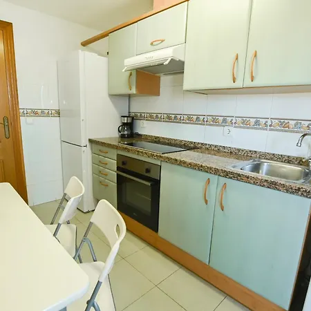 Edificio Laguna Apartment *