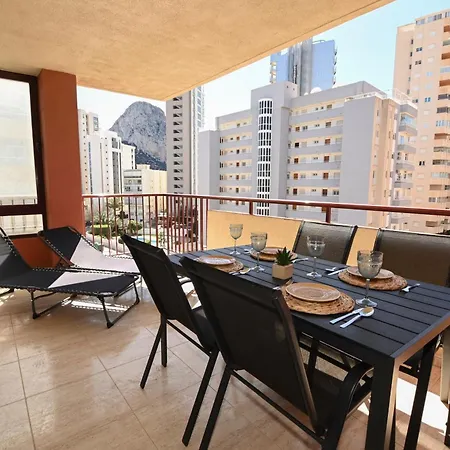 Edificio Laguna Apartment *